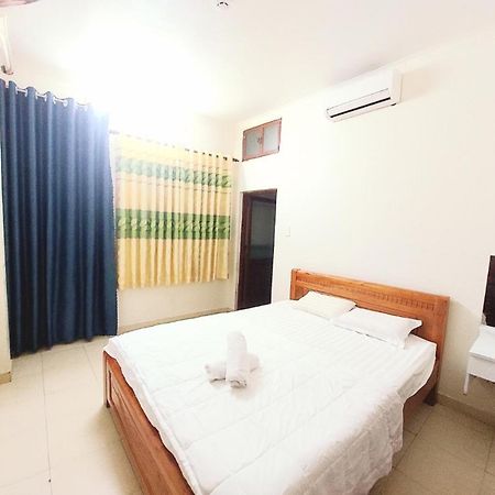 Khach San Huong Quynh Hotel Ho Chi Minh-stad Buitenkant foto