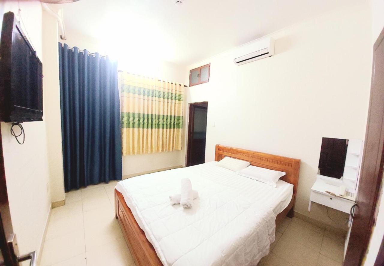 Khach San Huong Quynh Hotel Ho Chi Minh-stad Buitenkant foto
